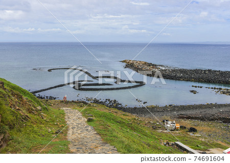 Shuangxin Shihu, Qimei Township, Penghu County, Taiwan Shuangxin Shihu, Qimei Township, Penghu County, Taiwan 74691604