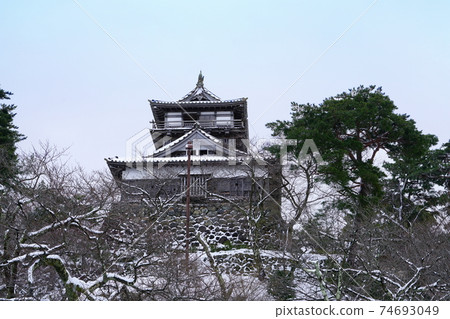 丸岡城霞總城國家重要文化財產雪景 丸岡城霞總城國家重要文化財產雪景 74693049