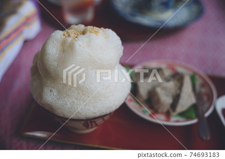 Okinawan specialty "Bukubuku tea", a tea that is drunk in Okinawa 74693183