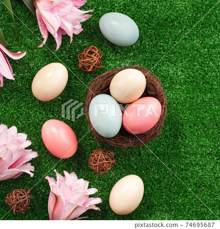 復活節 彩蛋 草 鳥巢 百合 百合花 草地 草坪 Easter egg lily イースターエッグ 復活節 彩蛋 草 鳥巢 百合 百合花 草地 草坪 Easter egg lily イースターエッグ 74695687