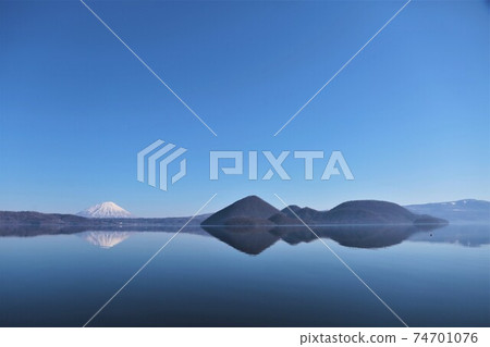 Lake Toyako, Nakajima, Mt. Yotei 74701076