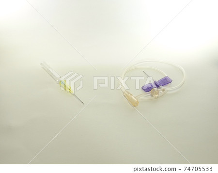 Medical syringe, winged needle and indwelling needle Medical syringe, winged needle and indwelling needle 74705533