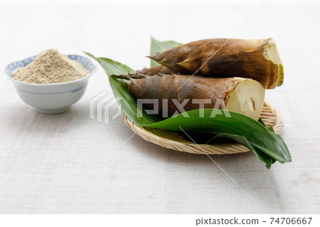 Wild plants: Spring bamboo shoots Rice 74706667