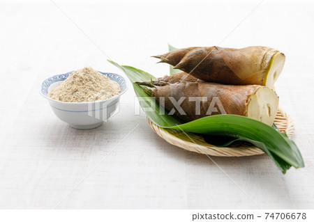 Wild plants: Spring bamboo shoots Rice 74706678