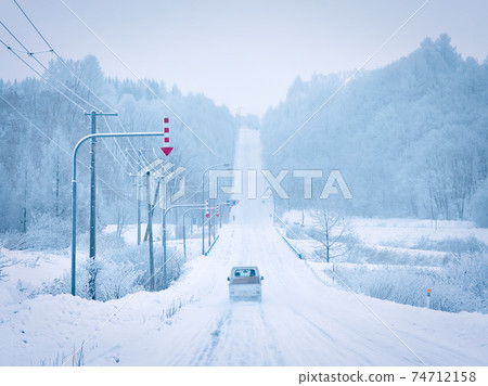 冬天的路 74712158