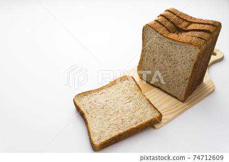 Whole bread bread Whole bread bread 74712609