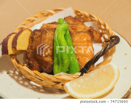 Fried from blowfish 74715693