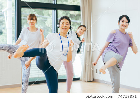 Kickboxing sports gym 74715851