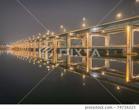 Banpo Bridge Night View 74716225