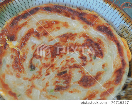 Green onion mochi Green onion mochi 74716237