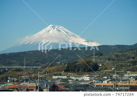 Fuji seen from the Shinkansen 74717284