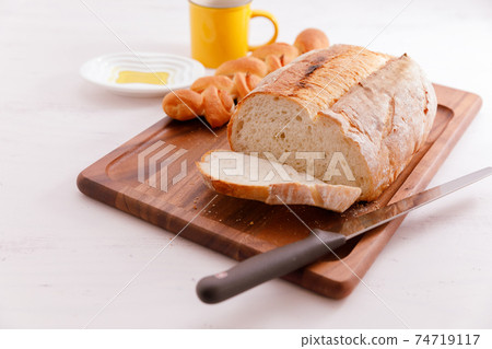 Meals: Table with hard bread Meals: Table with hard bread 74719117