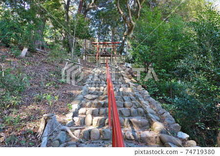 [Dogadani Shrine (Ogami Shrine)] Kaminogo, Izumisano City, Osaka Prefecture 74719380