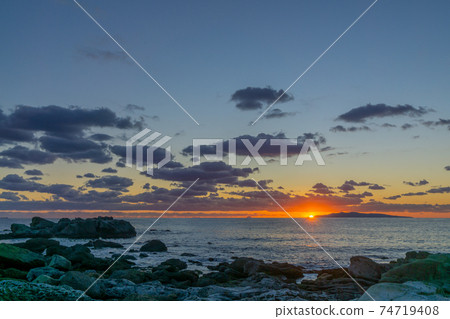 The southernmost part of the Boso Peninsula, Cape Nojimasaki where you can see the sunrise and sunset The southernmost part of the Boso Peninsula, Cape Nojimasaki where you can see the sunrise and sunset 74719408
