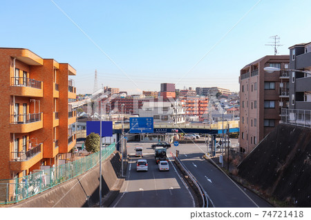 本村IC(神奈川縣橫濱市旭區)附近的城市景觀 本村IC(神奈川縣橫濱市旭區)附近的城市景觀 74721418