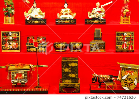 Old-fashioned Hina dolls 74721620