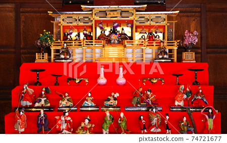 Old-fashioned Hina dolls 74721677