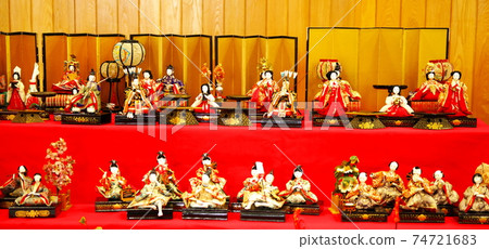Old-fashioned Hina dolls 74721683