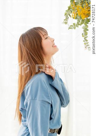 美麗的日本女性 74728171