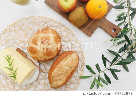 Meals: Bread and butter table 74731978