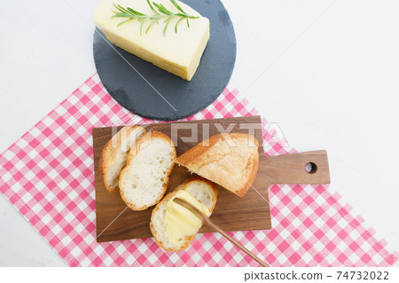 餐點:法式麵包和黃油早餐 餐點:法式麵包和黃油早餐 74732022