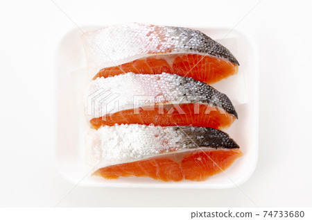鱒魚三文魚 74733680
