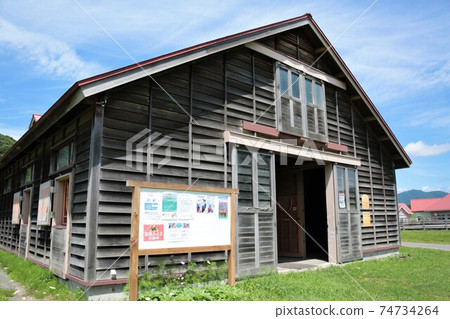 Reproduction stable (Urakawa-cho, Hokkaido, Yushun Village AERU) Reproduction stable (Urakawa-cho, Hokkaido, Yushun Village AERU) 74734264
