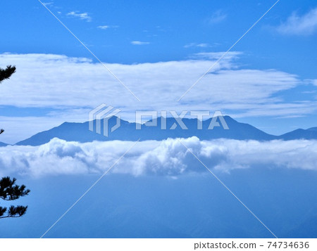 Yatsugatake Kogen Line From Kannondaira to Phoenix Sanzan (2,840m) 74734636