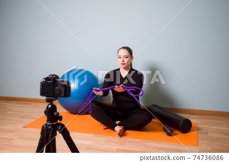 Creating video content with fitness workouts to do at home 74736086