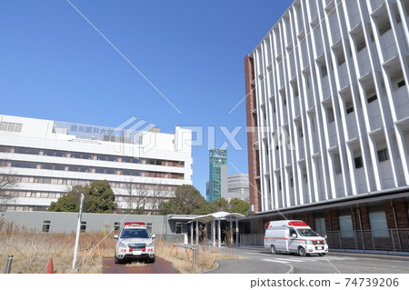 Ambulance (Aichi Medical University Hospital, Nagakute City, Aichi Prefecture) 74739206