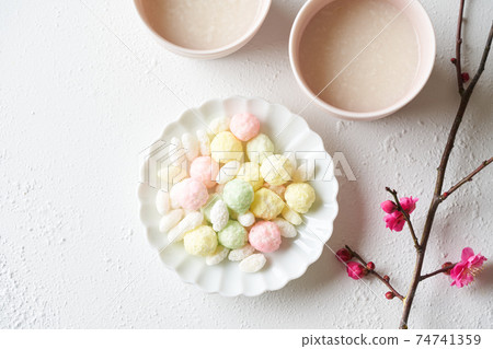 甜蜜的桃花 74741359