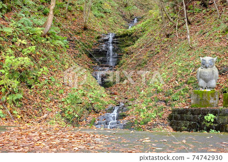 敖德薩薩馬瀑布 74742930