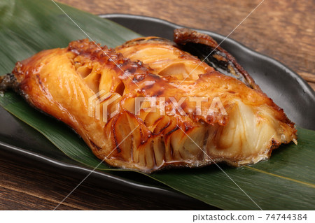 Silver cod teriyaki Silver cod teriyaki 74744384