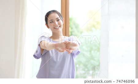 女人伸展 女人伸展 74746896