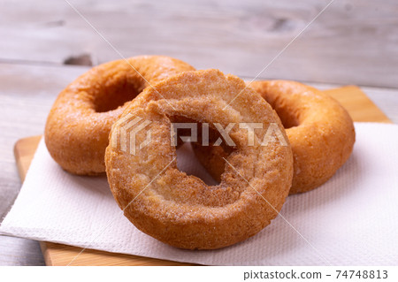 Old fashion donuts 74748813