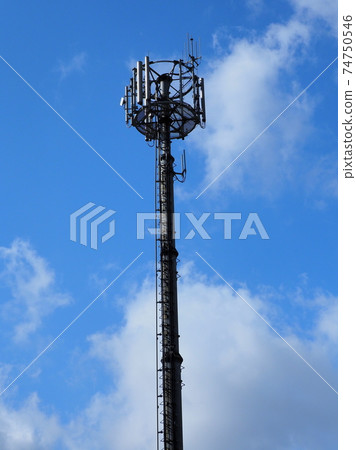 Communication image (radio tower: base station) 74750546