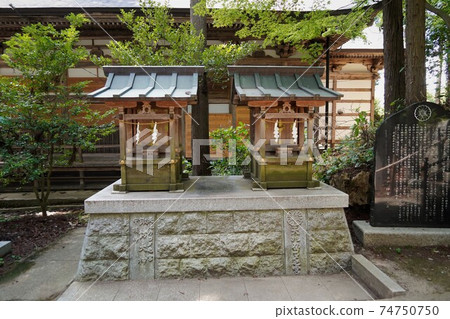 神秘地,世界上最大的金字塔位於日本信濃的信濃山脈。 (明娜神社) 神秘地,世界上最大的金字塔位於日本信濃的信濃山脈。 (明娜神社) 74750750