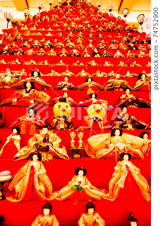 Hina dolls and flower dolls are the best dolls in Japan Hina dolls and flower dolls are the best dolls in Japan 74752900