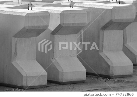 Concrete block Concrete block 74752966