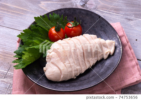 Salad chicken 74753656