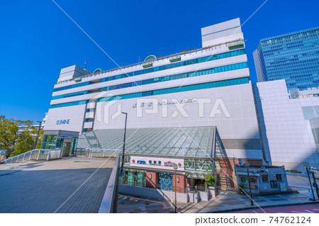 日本橫濱站（東口）橫濱城市景觀的視圖 74762124