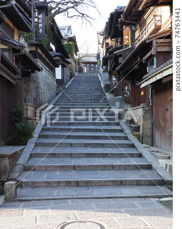 Kyoto Winter Sannen-zaka (Sanneizaka) Kyoto Winter Sannen-zaka (Sanneizaka) 74763441
