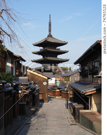 Kyoto Winter Yasaka Tower Kyoto Winter Yasaka Tower 74765528