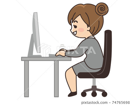 Business woman who operates a personal computer 74765698