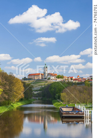 Melnik Castle with Vltava river, Czech Republic 74768701