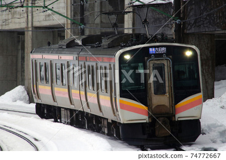 上越線:臨時滑雪接力(越後中里⇔越後湯澤⇔Muikamachi) 上越線:臨時滑雪接力(越後中里⇔越後湯澤⇔Muikamachi) 74772667
