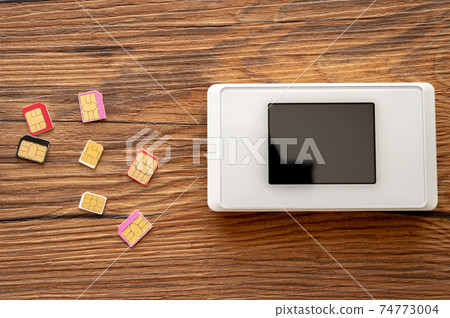 Mobile Line Contract_Wood Background 74773004