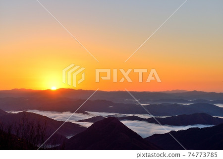 大江山的福知山盆地的雲海 74773785