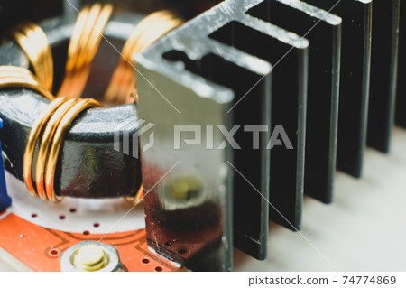 Induction coil copper wires and heat dissipator 74774869