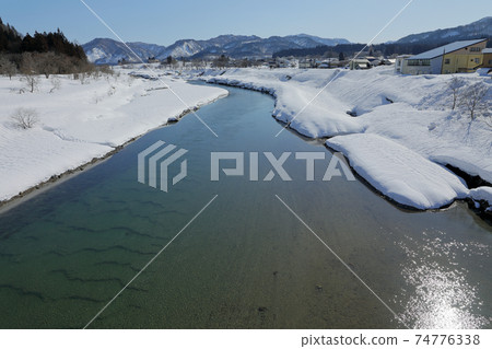 Winter Ina River snow scene-from Ogawabashi, Tadami Town, Fukushima Prefecture 74776338